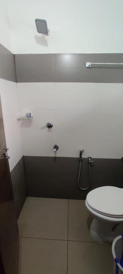 Apsara Residency Otel Perintalmanna Dış mekan fotoğraf