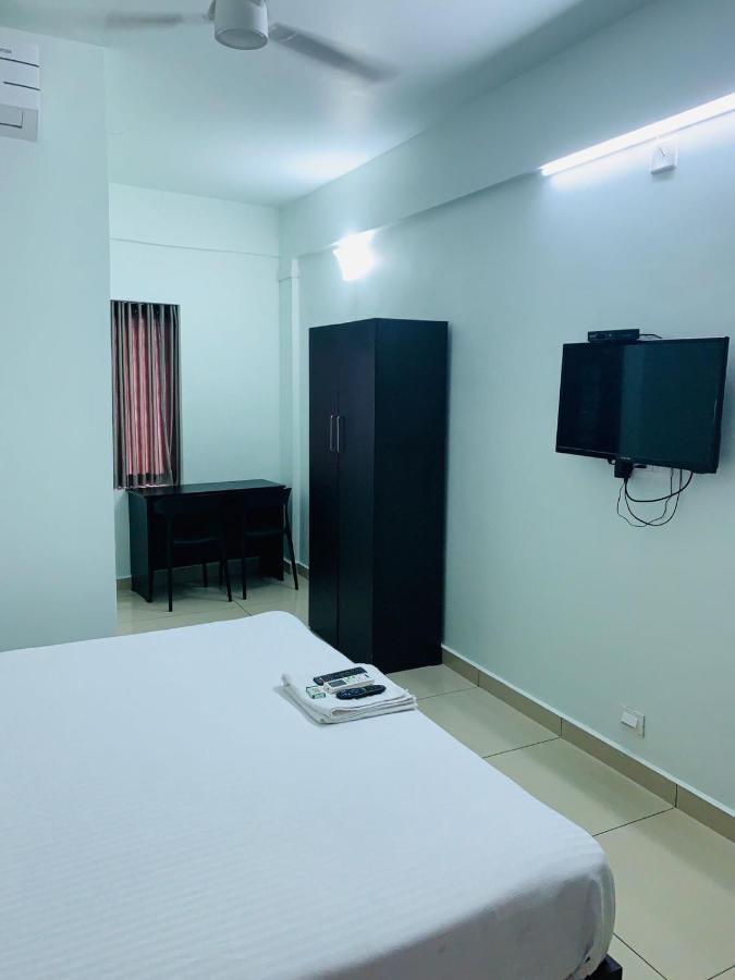 Apsara Residency Otel Perintalmanna Dış mekan fotoğraf