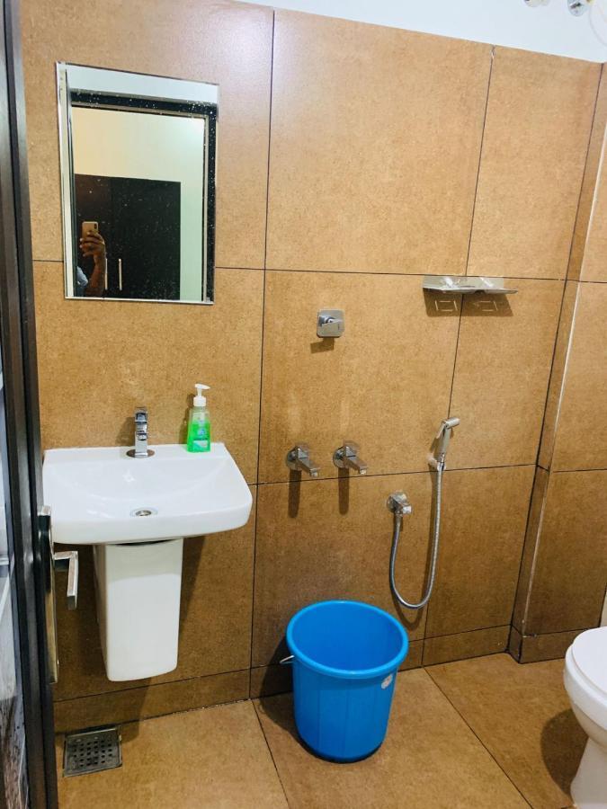 Apsara Residency Otel Perintalmanna Dış mekan fotoğraf