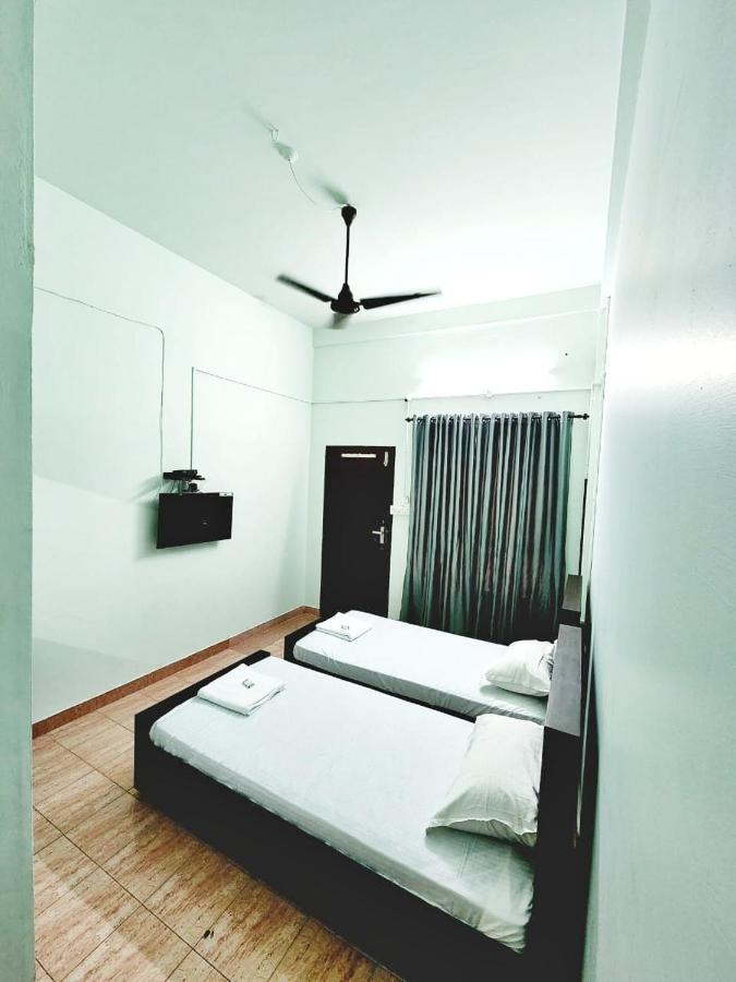 Apsara Residency Otel Perintalmanna Dış mekan fotoğraf
