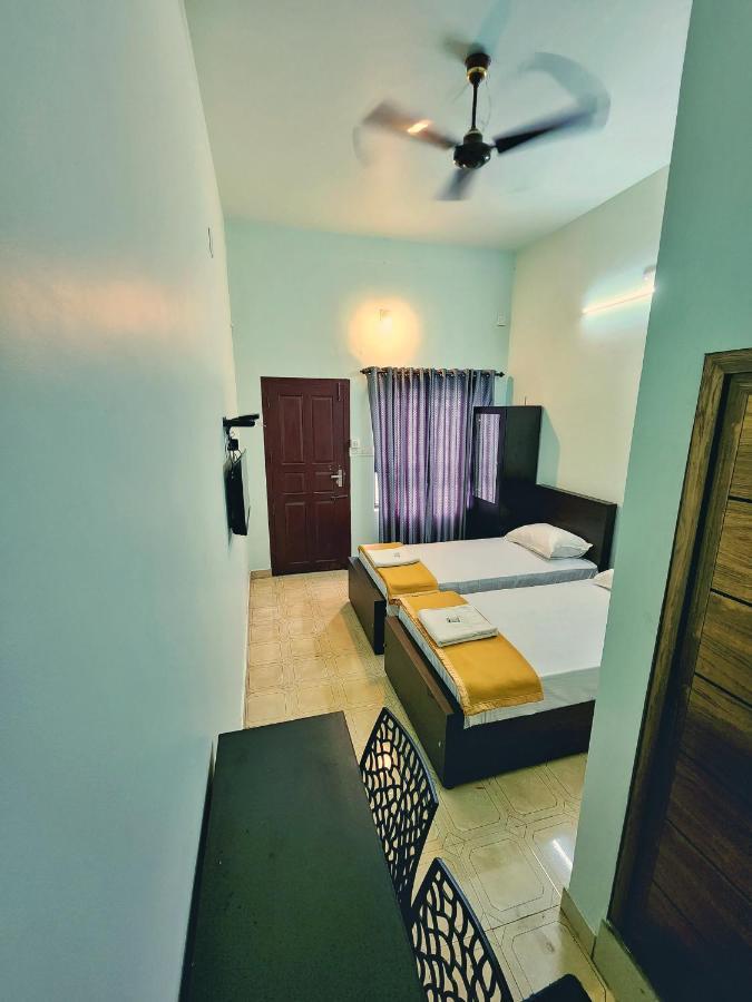 Apsara Residency Otel Perintalmanna Dış mekan fotoğraf