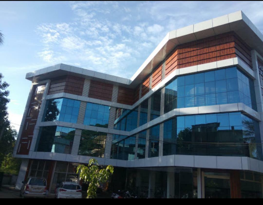 Apsara Residency Otel Perintalmanna Dış mekan fotoğraf